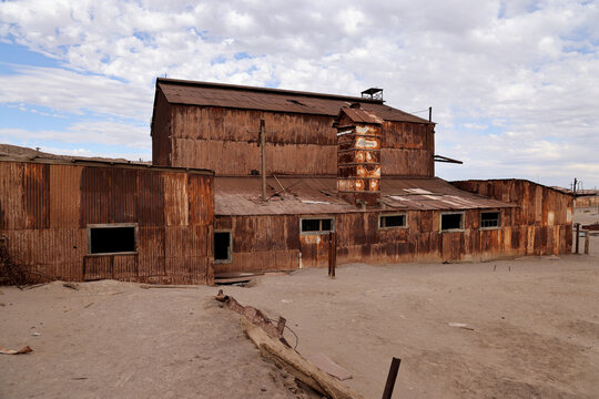 View of the ruins of the Santiago Humberstone and Santa Laura saltpetre factories, Chile