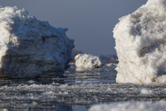 Eisberge bei Geesthacht