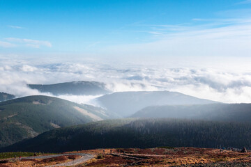 Naklejka premium mountain landscape with clouds