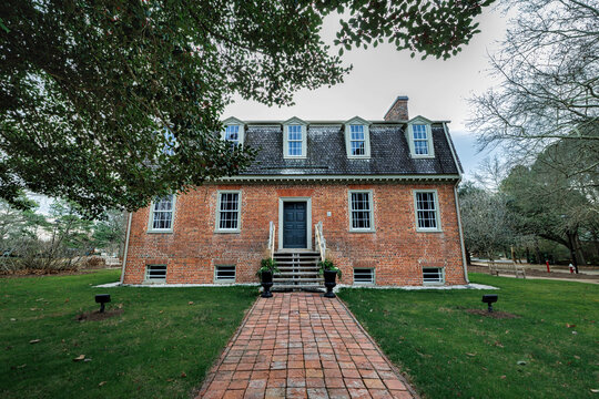 Francis Land Home
