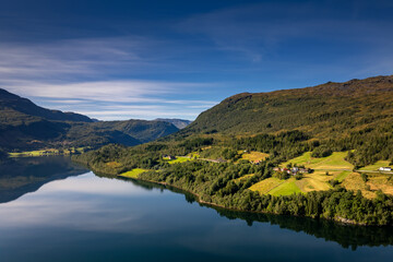 Naklejka premium view of the idyllic and picturesque Haukedalsvatnet Lake near Sunnfjord