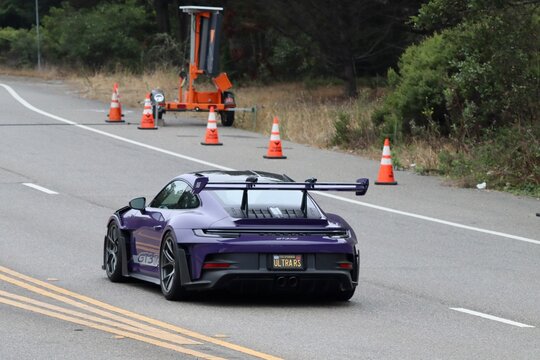 Purple porsche 911 gt3rs supercar 