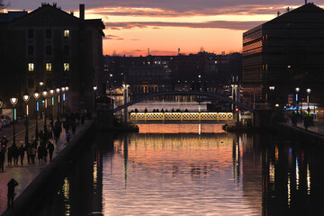 Paris - Canal Saint Martin - Coucher de soleil - 