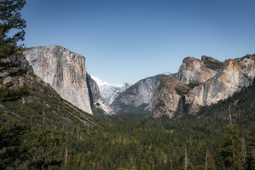 Yosemite Tunnel View in Summer