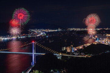 火の山公園展望台から望む関門海峡花火大会
