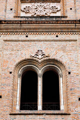 Obraz premium Ventanal de la Catedral de la Inmaculada Concepción en Cuenca - Ecuador 