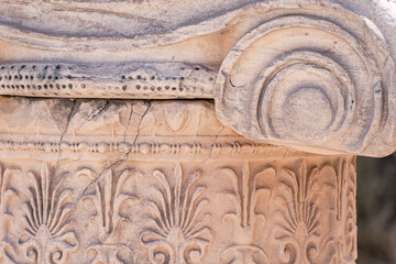 Naklejka premium Colums of the Parthenon in Athenian Acropolis
