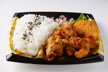 唐揚げ弁当