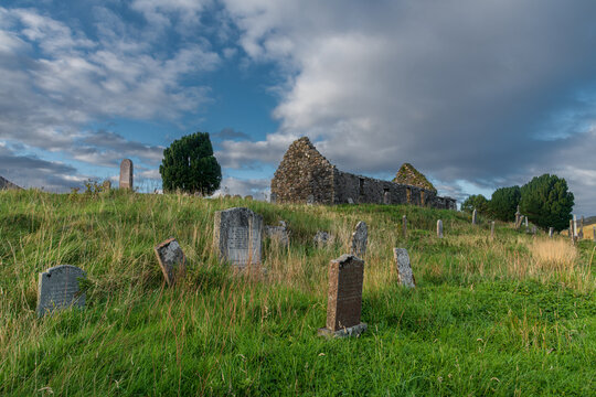 Cill Chriosd or Kilchrist, in German &ldquo;Christ Church&rdquo;, is the name of the dilapidated ruin on the road between Broadford and Elgol on the Straithard peninsula of the Isle of Skye, Scotland, UK