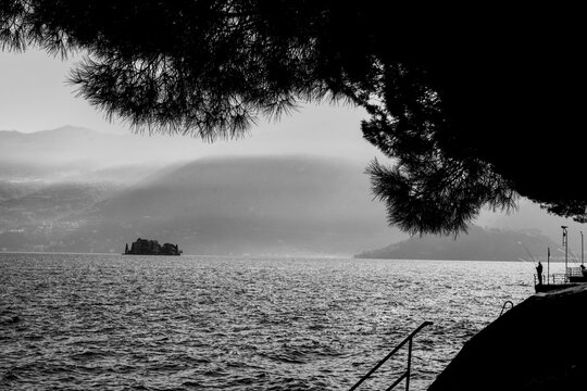 Veduta autunnale del Lago d'Iseo. Provincia di Bergamo, Lombardia, Italia.	