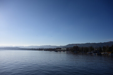 チューリッヒ湖の風景