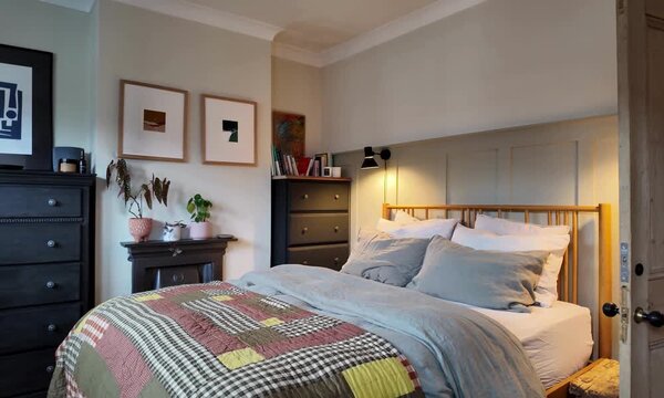 Cozy Modern Bedroom Interior

Minimal Bedroom Design with Warm Light

Comfortable Home Bedroom Scene

Modern Apartment Bedroom