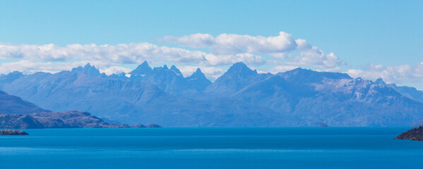 Lake General Carrera © Galyna Andrushko