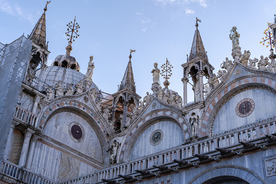 Top section of St Mark's Basilica (Basilica di San Marco), San Marco square, Venice, Veneto, Italy