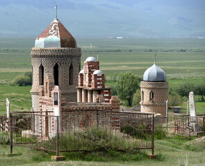 Alter Friedhof in der N&auml;he von Naryn