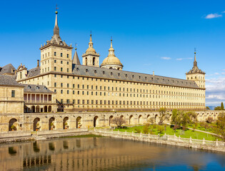 Fototapeta premium El Escorial palace and gardens outside Madrid, Spain