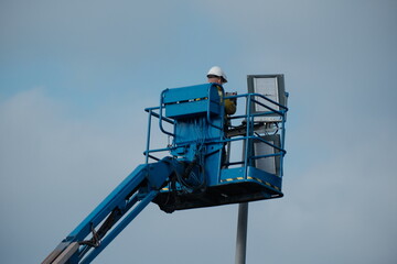 Travaux en hauteur .