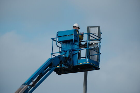 Travaux en hauteur .