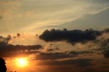 Fototapeta premium Abendsonne, Lichtstimmung, Wolkenstimmung