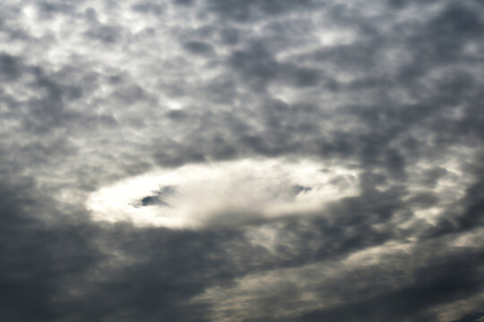 Wetter, Wolken, Hole-Punch Cloud