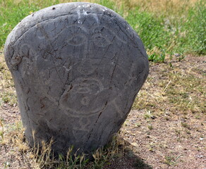 Balbal (Steinskulptur) auf dem Gel&auml;nde der antiken Stadt Balasgun