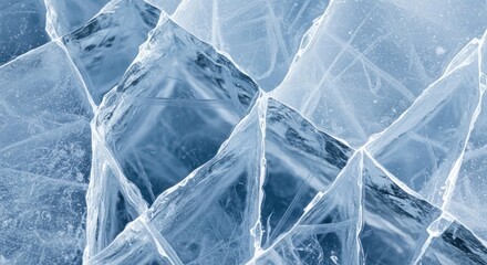 Obraz premium Close up of fractured ice formations revealing textures and intricate patterns