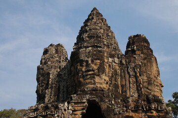 南大門の四面仏