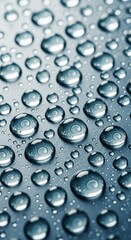 Tetesan air di permukaan biru