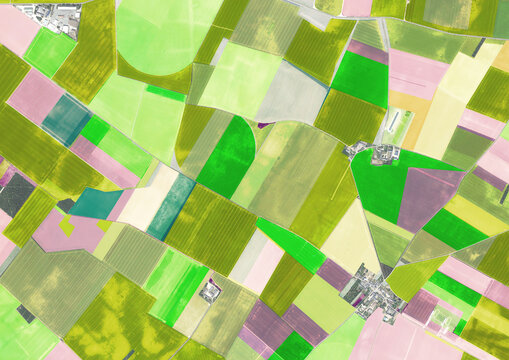 Concept de fond g&eacute;ographique - Vue a&eacute;rienne de la topographie et occupation du sol, agriculture et urbanisme d'un territoire - Rendu 2d mod&egrave;le num&eacute;rique de terrain et nuage de points Lidar HD