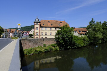 Obraz premium Die Altstadt von Gemünden am Main, Landkreis Main-Spessart, Unterfranken, Franken, Bayern, Deutschland