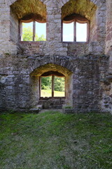 Die Ruine Sch&ouml;nrain in der N&auml;he der Stadt Gem&uuml;nden am Main, Landkreis Main-Spessart, Unterfranken, Franken, Bayern, Deutschland
