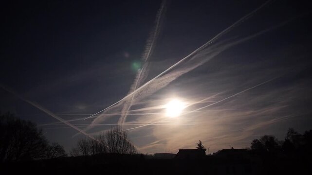 Chemtrails &uuml;ber dem &ouml;stlichen Ruhrgebiet, NRW
