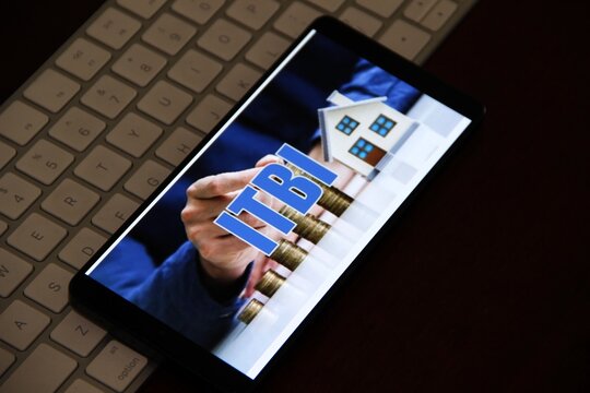 ITBI - Imposto de Transmiss&atilde;o de Bens Im&oacute;veis - Tributo municipal obrigat&oacute;rio, pago pelo comprador na transfer&ecirc;ncia de im&oacute;veis (compra e venda) entre pessoas vivas. 