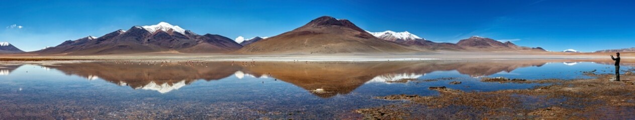 The Laguna Colorada in Bolivia   © hecke71