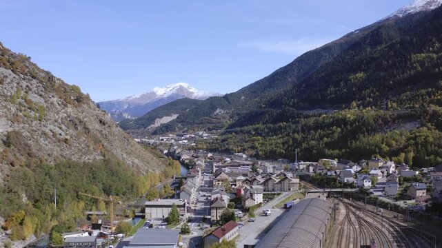 Drone ville de montagne Modane