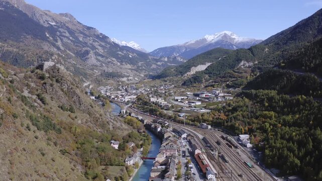 Drone ville de montagne Modane