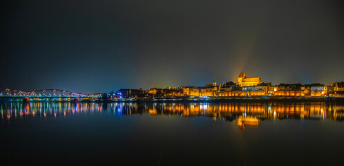 Toruń nocą 1 © Grzegorz