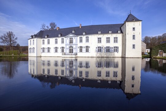 Annevoie Castle, Ch&acirc;teau d'Annevoie, Municipality of Anh&eacute;e, Province of Namur Wallonia, Belgium