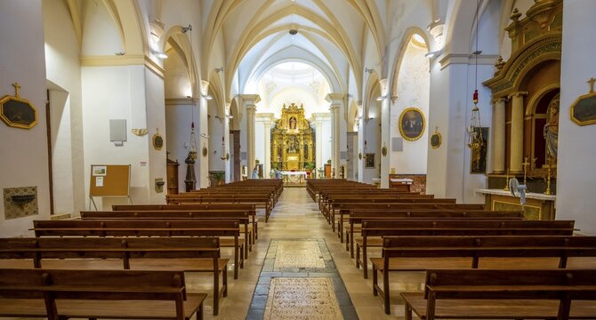 Interior, Esgl&eacute;sia de Sant Bartomeu Church, Valldemossa, Serra de Tramuntana, Majorca, Balearic Islands, Spain