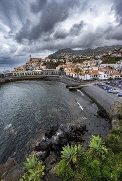 Harbour, fishing boats and houses, C&acirc;mara de Lobos, Madeira, Portugal
