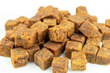 Square-shaped beef jerky pieces