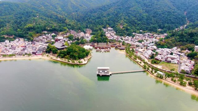 【4Kドローン映像】修繕中の大鳥居と厳島神社 ― 世界遺産の「いま」を空から記録