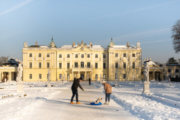 Obraz premium Pałac Branickich W Białymstoku, zima, Polska