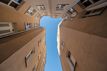 Łódzka kamienica © Tomasz Warszewski