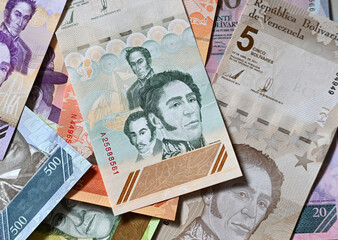 current banknotes from the Republic of Venezuela