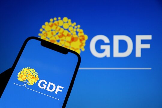 GDF logo (Governo do Distrito Federal) displayed on a smartphone screen. Bras&iacute;lia local government, Brazil. 