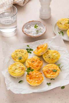 Egg bites with ham and cheese, and chicken and pesto, high protein snack idea