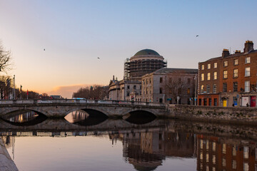 Fototapeta premium dublin ireland at sunset 