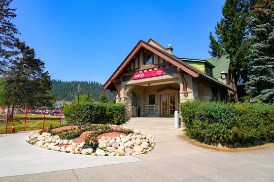 CIBC bank on Connaught Drive in Jasper town in western Alberta within the Canadian Rockies