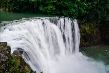 Obraz premium 台湾十分の十分瀑布